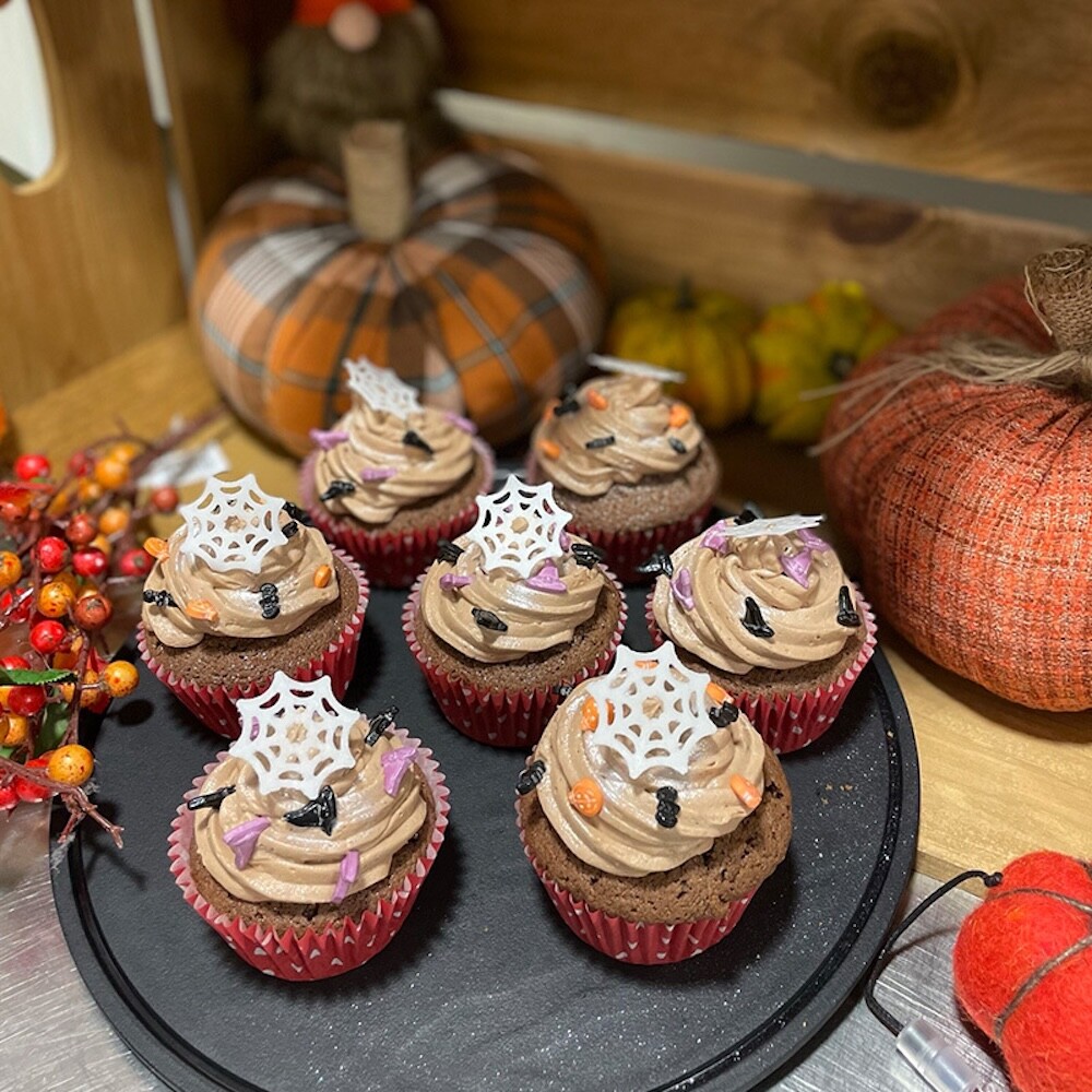 homemade cakes baked with Leckford Flour